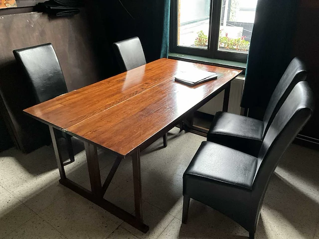 Houten tafel+4 stoelen - afbeelding 1 van  8