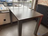 Houten tafel - afbeelding 3 van  3
