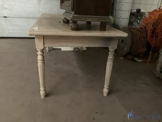 Houten tafel - afbeelding 2 van  5