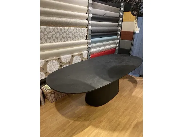 Houten tafel - afbeelding 2 van  7