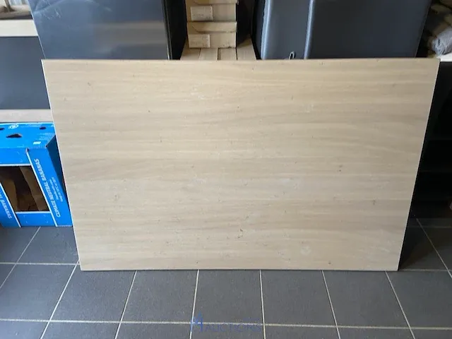 Houten tafel - afbeelding 1 van  16