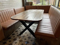 Houten tafel - afbeelding 2 van  2