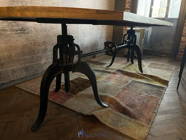 Houten tafel - afbeelding 3 van  3