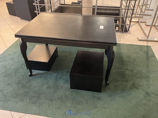 Houten tafel - afbeelding 3 van  3
