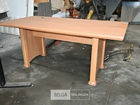 Houten tafel - afbeelding 2 van  4