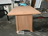 Houten tafel - afbeelding 3 van  4