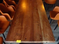 Houten tafel - afbeelding 4 van  4