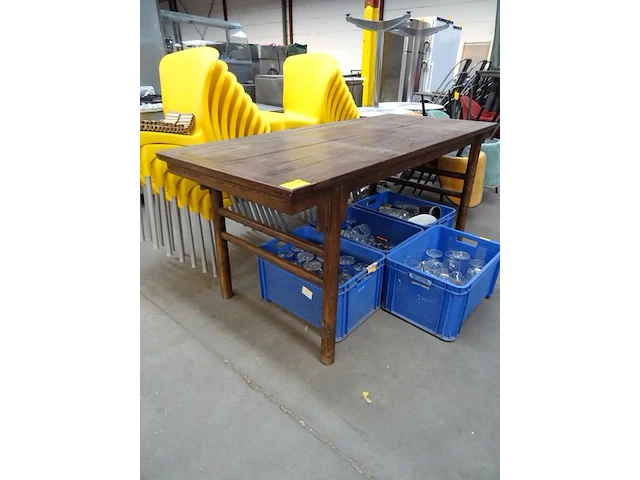 Houten tafel - afbeelding 2 van  3