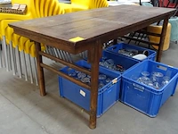 Houten tafel - afbeelding 2 van  3