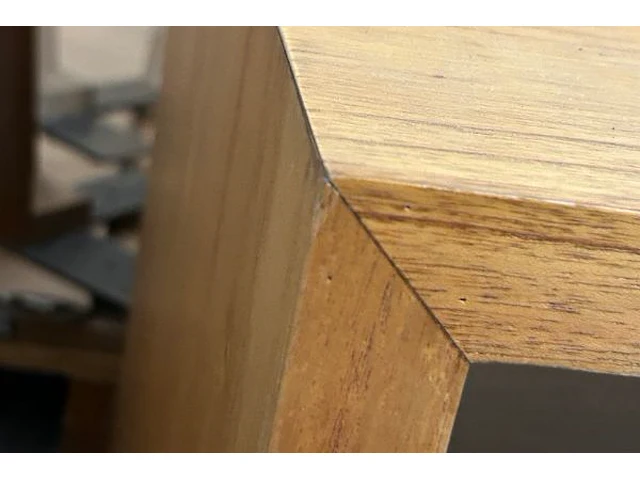 Houten tafeltje - afbeelding 2 van  3