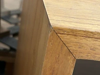 Houten tafeltje - afbeelding 2 van  3