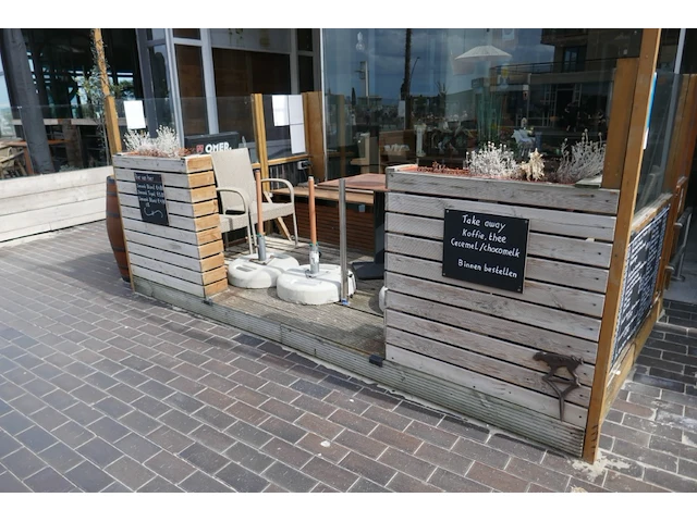 Houten terras - afbeelding 1 van  5