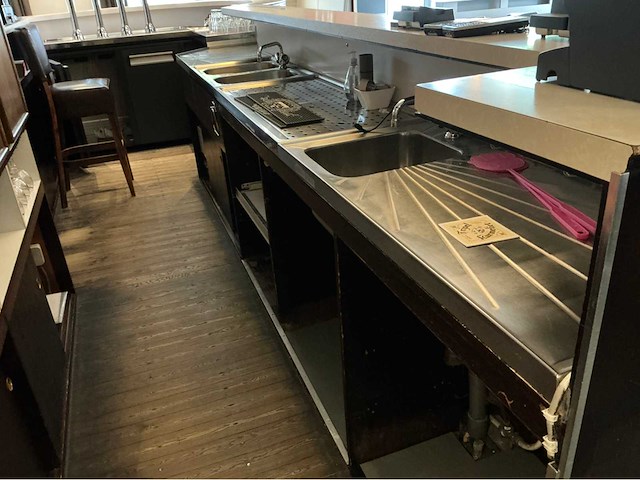 Houten toog - tinus toog - café toog - bar - afbeelding 5 van  5