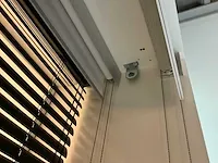 Houten toonzaalmeubel met lichtwand - afbeelding 2 van  15