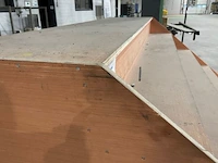 Houten trap op wielen - afbeelding 2 van  3