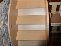 Houten trapje - afbeelding 1 van  1