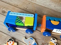 Houten trein - afbeelding 3 van  3