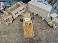 Houten trucks en auto - afbeelding 1 van  4
