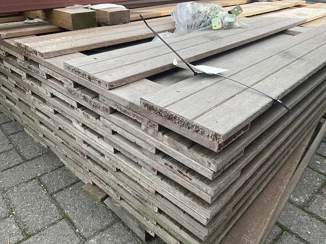 Houten tuinomheining - afbeelding 5 van  5