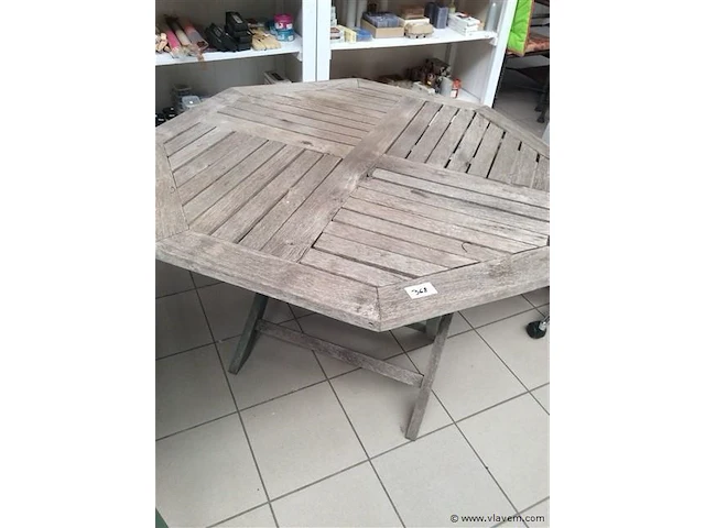 Houten tuintafel - afbeelding 1 van  2