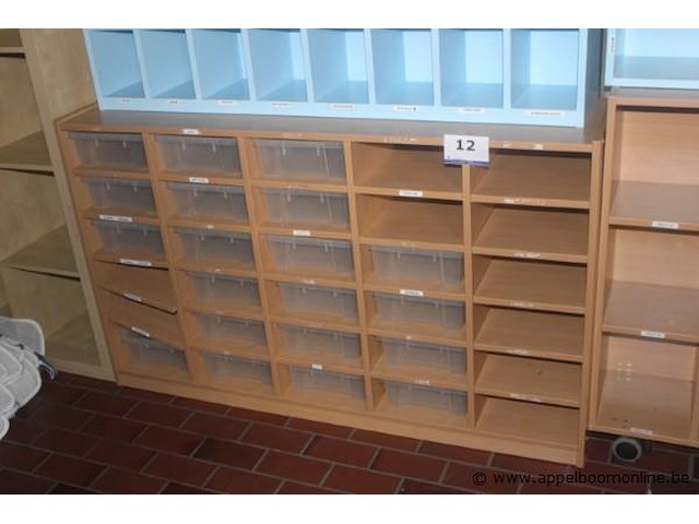 Houten vakkenkast - afbeelding 1 van  1