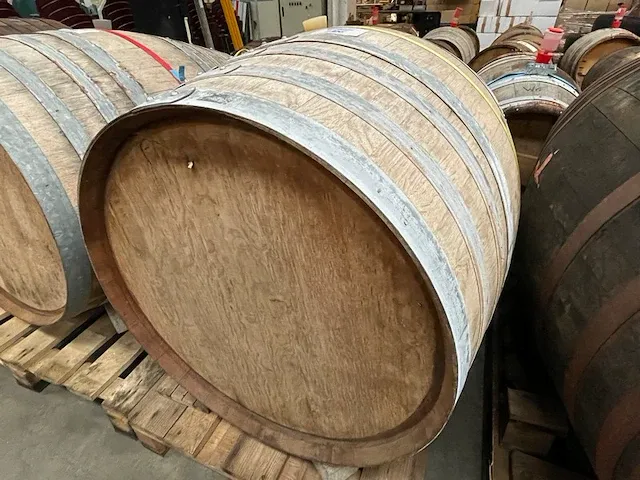 Houten vat bier - afbeelding 1 van  5