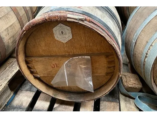 Houten vat bier - afbeelding 4 van  5