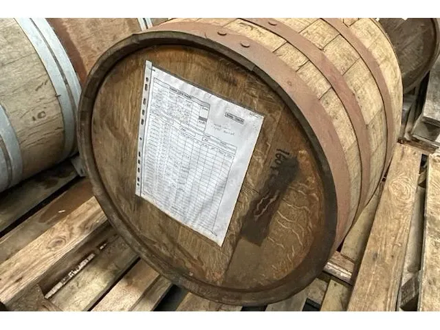 Houten vat bier - afbeelding 3 van  11