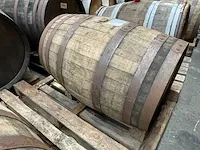 Houten vat bier - afbeelding 1 van  11