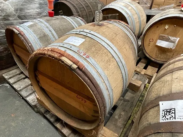 Houten vat bier - afbeelding 1 van  5