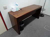Houten vergadertafel + lederen stoelen - afbeelding 7 van  8