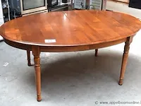 Houten verlengbare ovalen eetkamertafel, afm plm 178x115cm