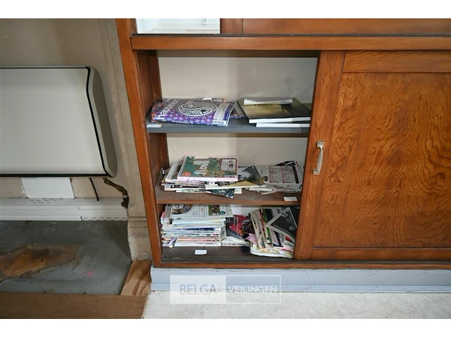 Houten vitrinekast - afbeelding 5 van  6