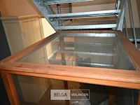 Houten vitrinekast - afbeelding 3 van  5