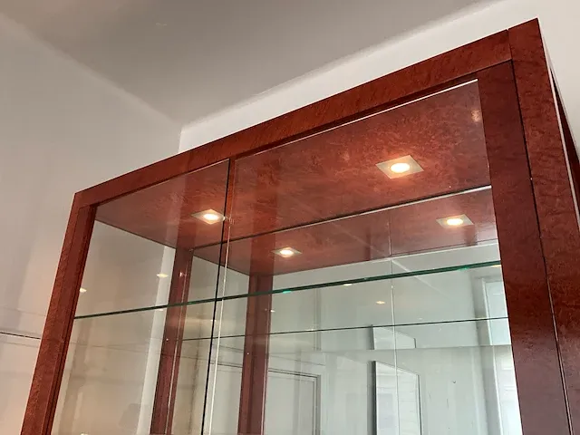 Houten vitrinekast - afbeelding 3 van  6
