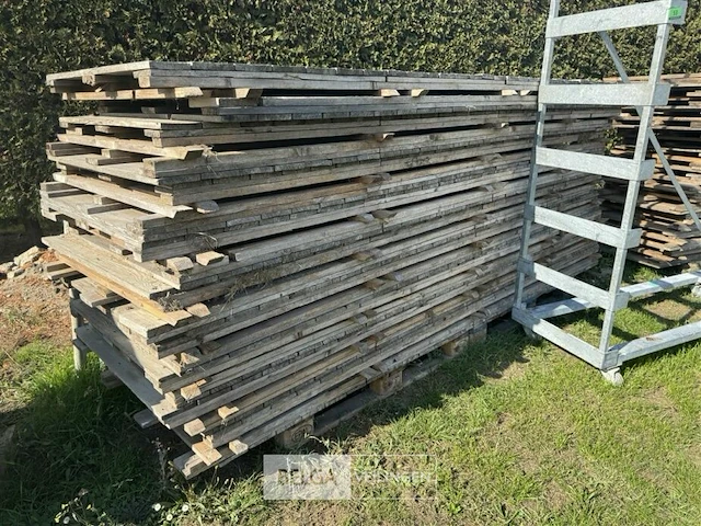 Houten vloer diverse afm ± 200m² - afbeelding 3 van  9