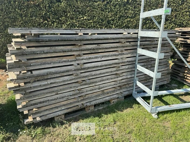 Houten vloer diverse afm ± 200m² - afbeelding 4 van  9