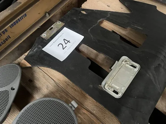 Houten voetenplank porsche 911 bestuurder - afbeelding 3 van  3