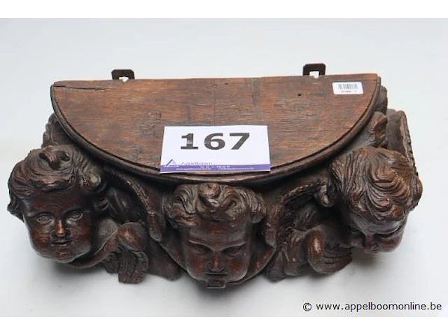 Houten wandhouwwerk vv 3 figurenn - afbeelding 1 van  3