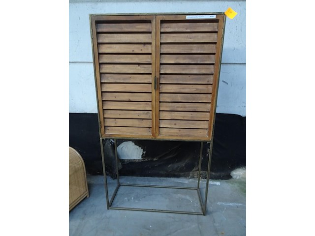 Houten wandkast tweedeurs - afbeelding 1 van  4