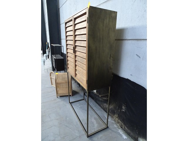 Houten wandkast tweedeurs - afbeelding 2 van  4