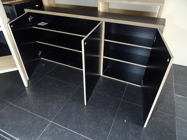 Houten wandmeubel + kast - afbeelding 3 van  4