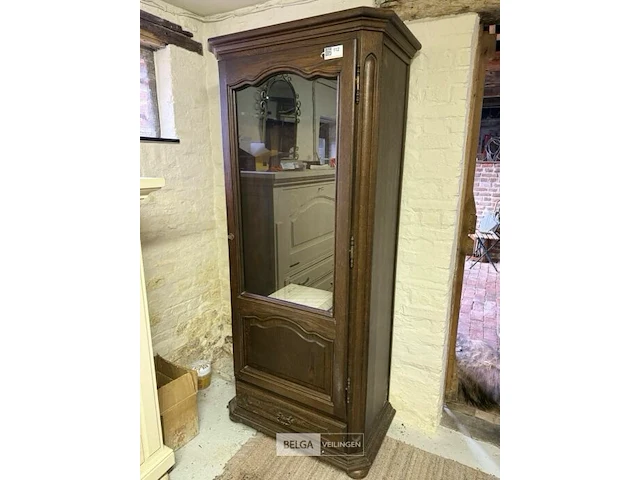 Houten wapenkast - afbeelding 1 van  2