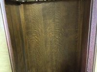 Houten wapenkast - afbeelding 2 van  2