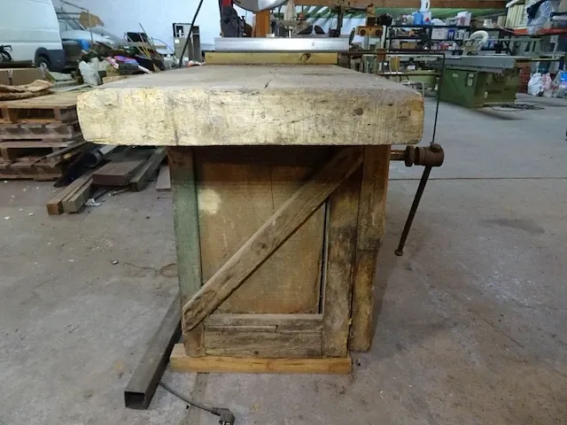 Houten werkbank - afbeelding 3 van  3