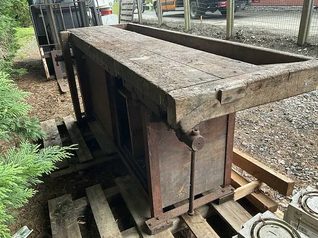 Houten werkbank - afbeelding 6 van  6