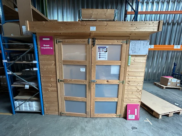 Houten werkruimte - afbeelding 1 van  9