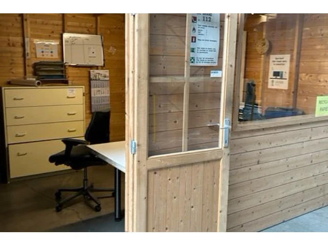 Houten werkruimte - afbeelding 2 van  8