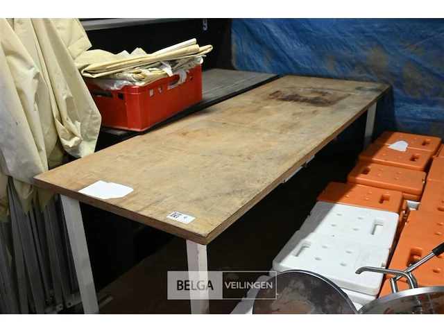 Houten werktafel - afbeelding 2 van  2