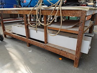 Houten werktafel - afbeelding 1 van  2